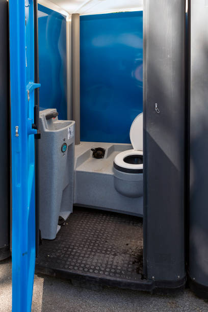 Portable Toilet Options We Offer in Manson, WA
